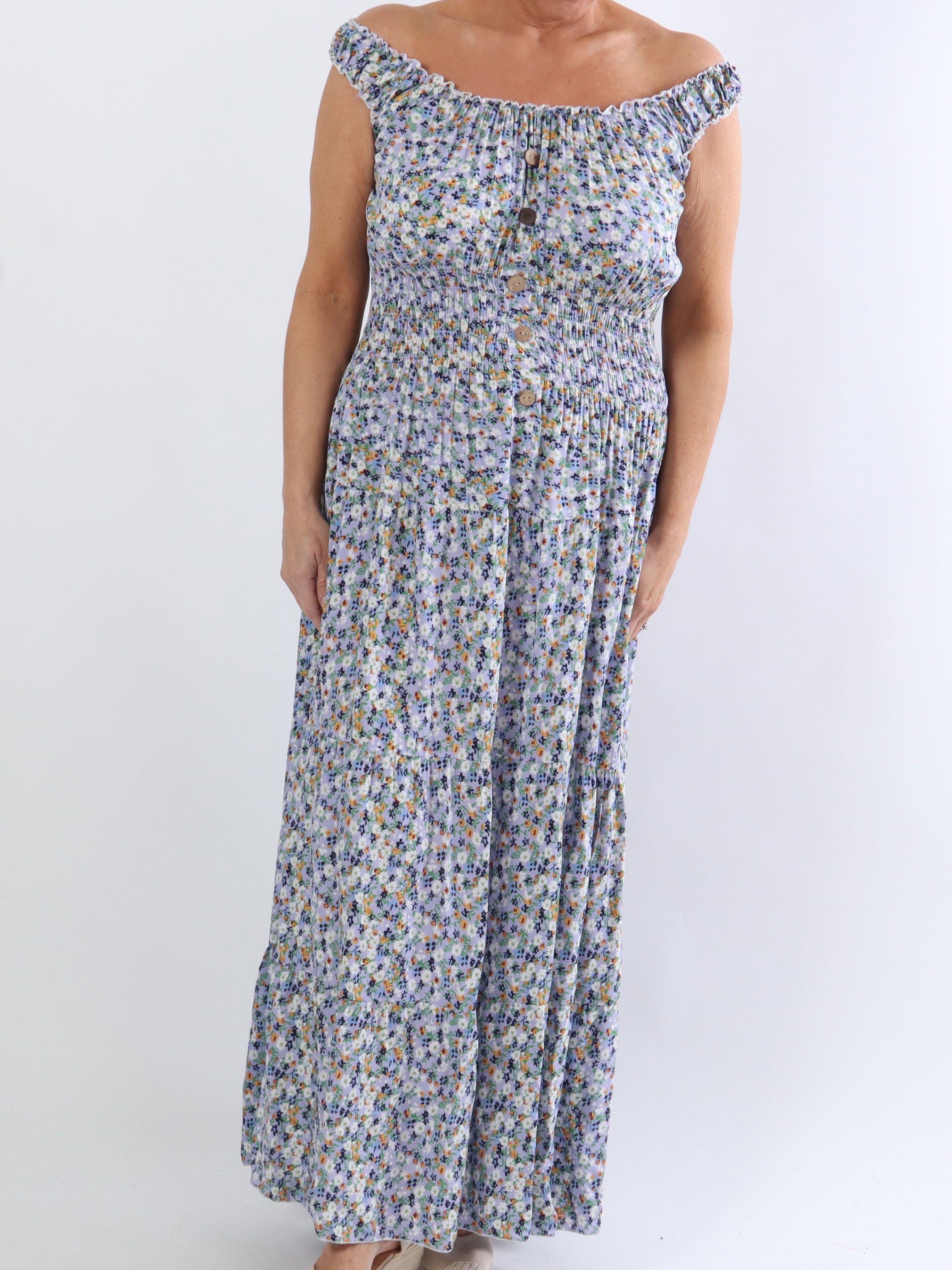 Alicia Flower - Lang plus size stropkjole med småt blomsterprint